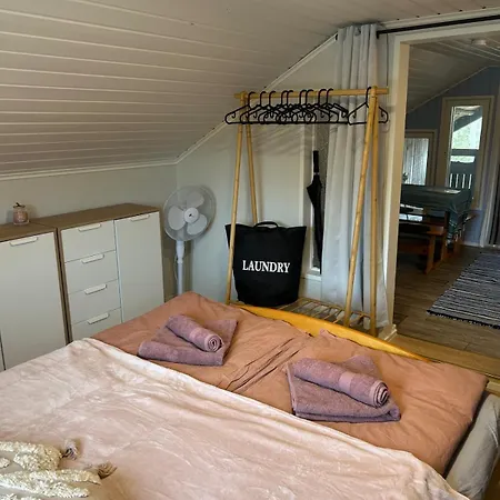 Kodikas Hirsimoekki - Cozy Log In Rauma